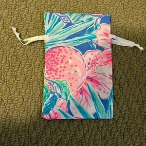 Lilly pulitzer dust bag